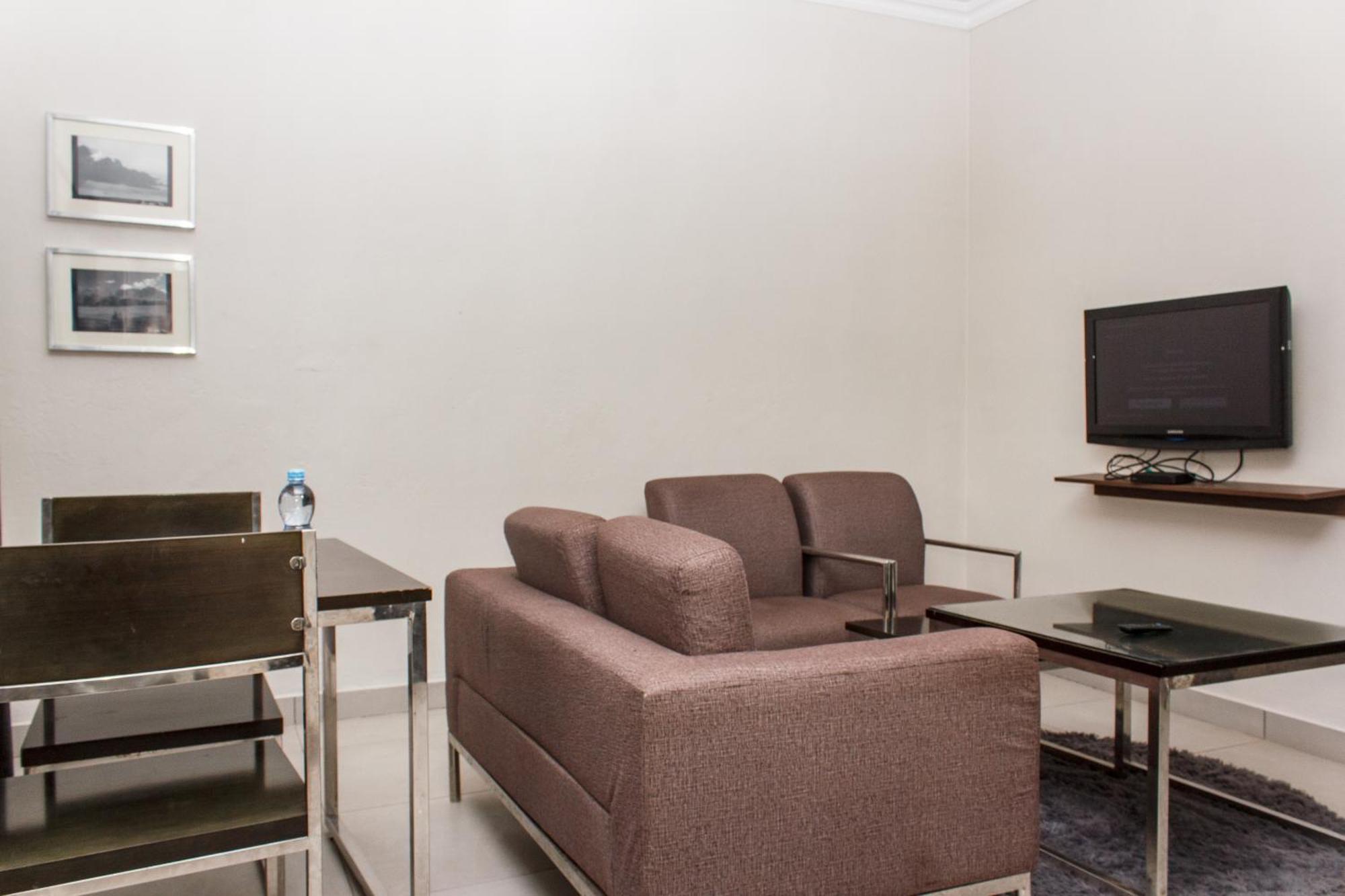 Cedar Place Limited Blantyre Extérieur photo
