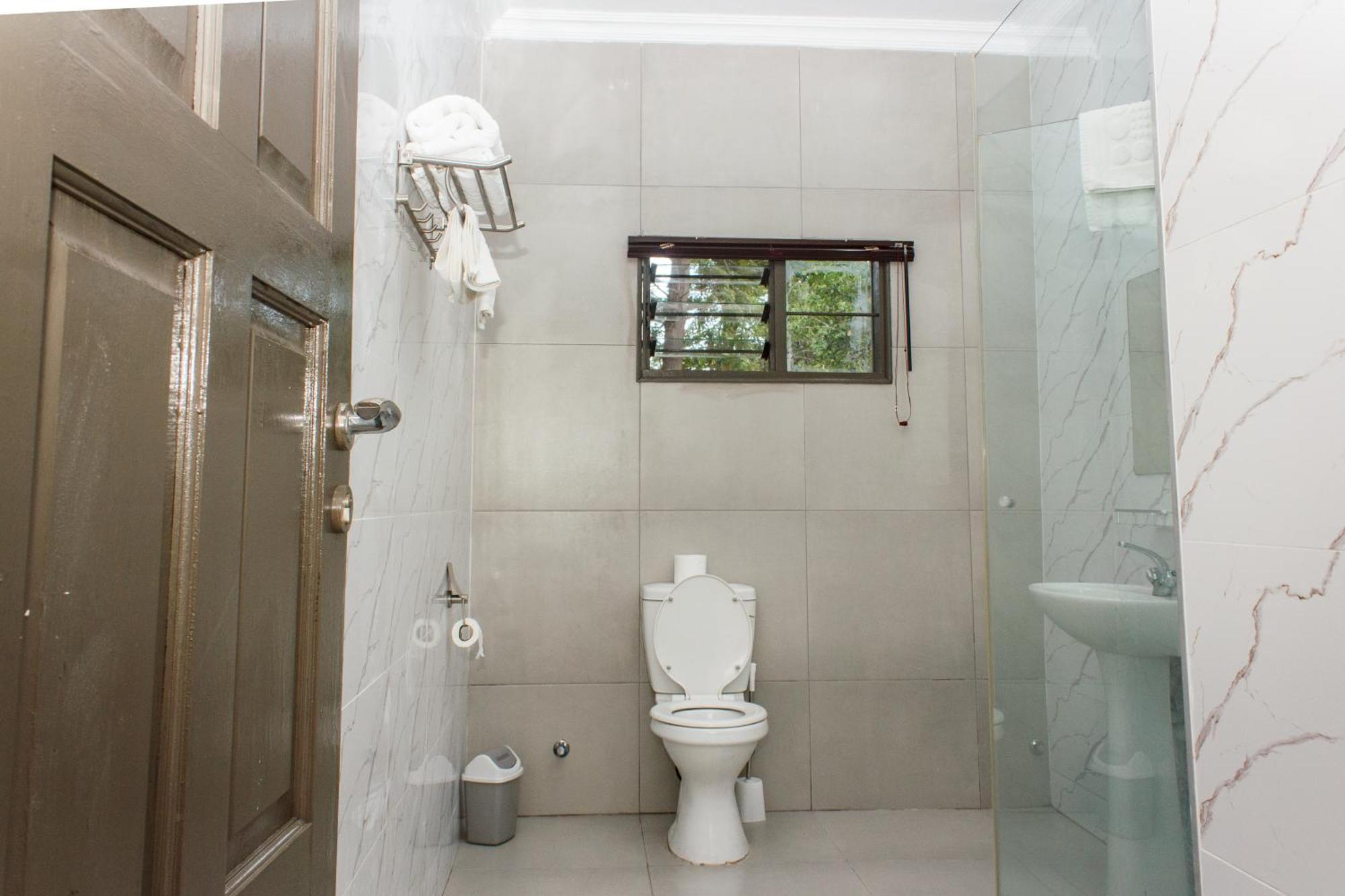 Cedar Place Limited Blantyre Extérieur photo
